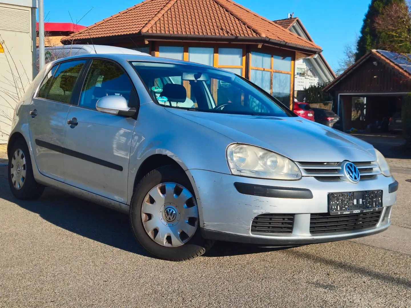 Volkswagen Golf V Lim. Trendline-1.4-Klima-5 Türig Silber - 1