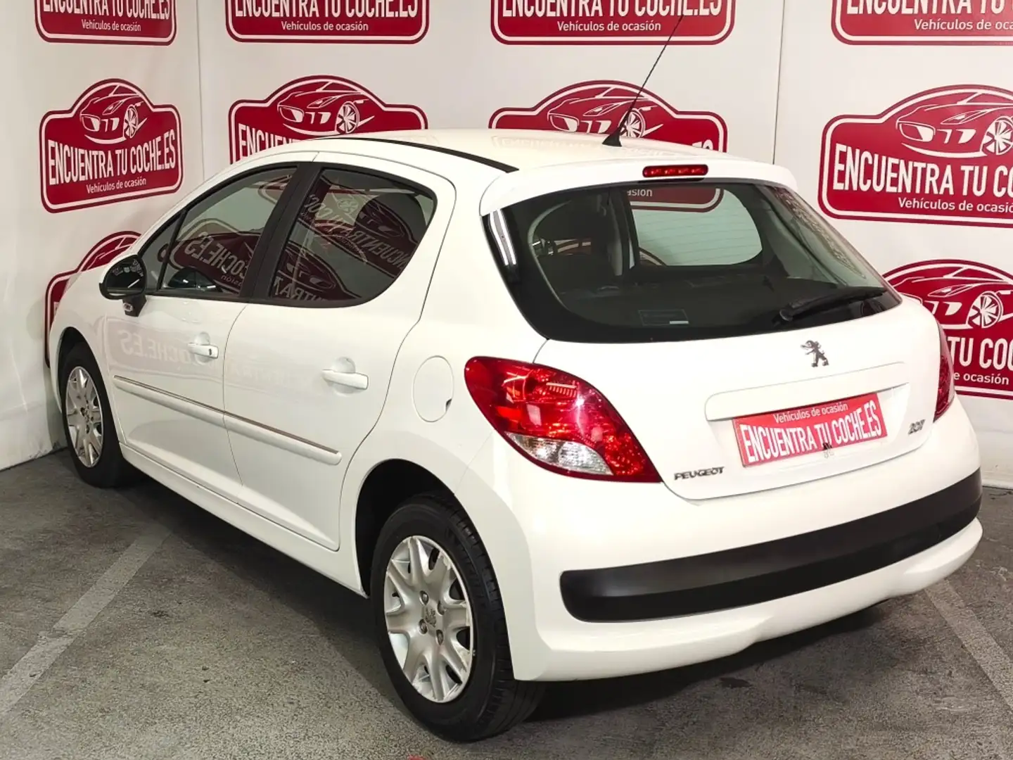 Peugeot 207 1.4i Access Blanc - 2