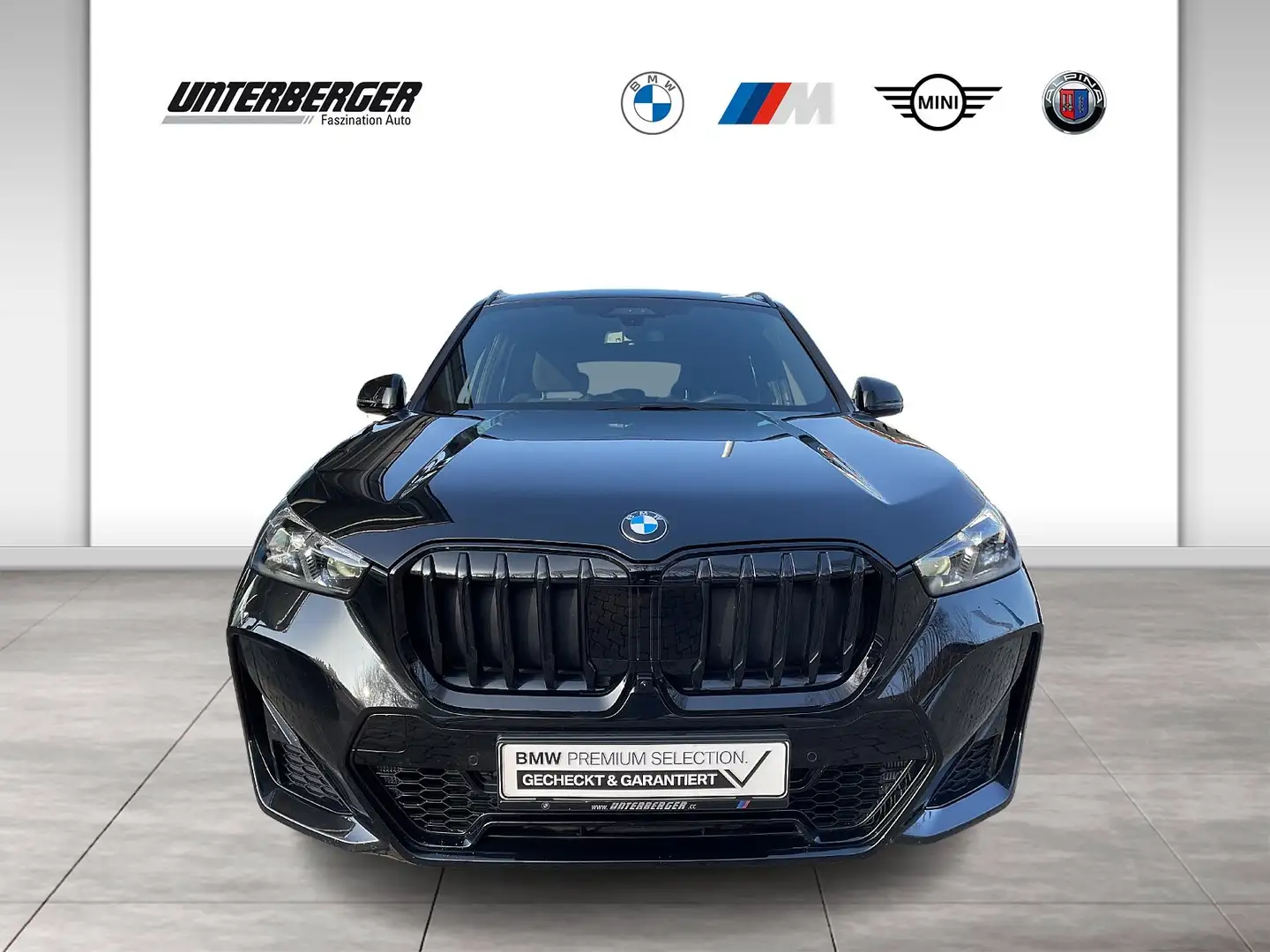 BMW X1 xDrive23d M Sportpaket Pro-Head Up-Aktivsitz-Harma Schwarz - 2