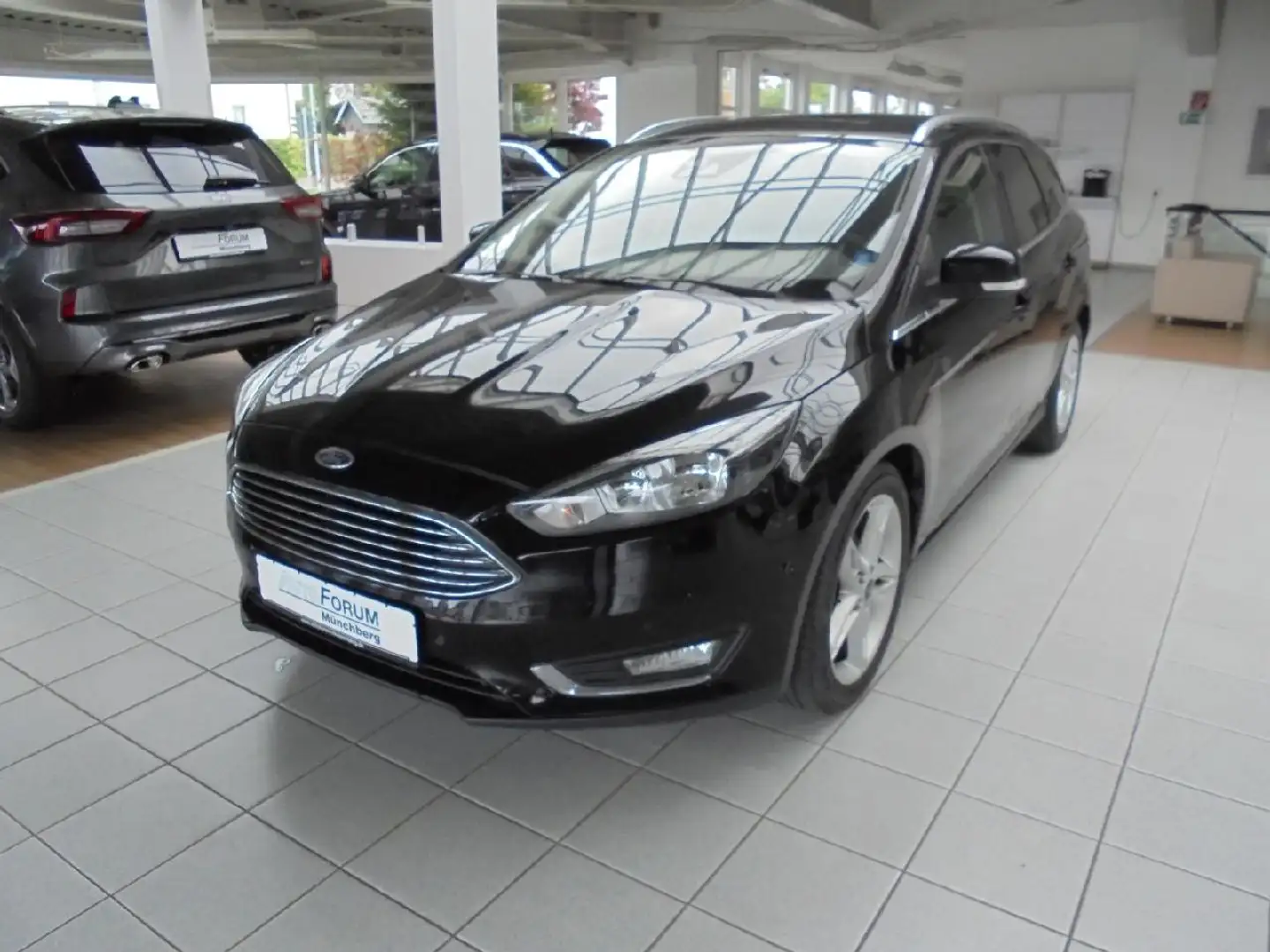 Ford Focus Focus Turnier Titanium Fekete - 1