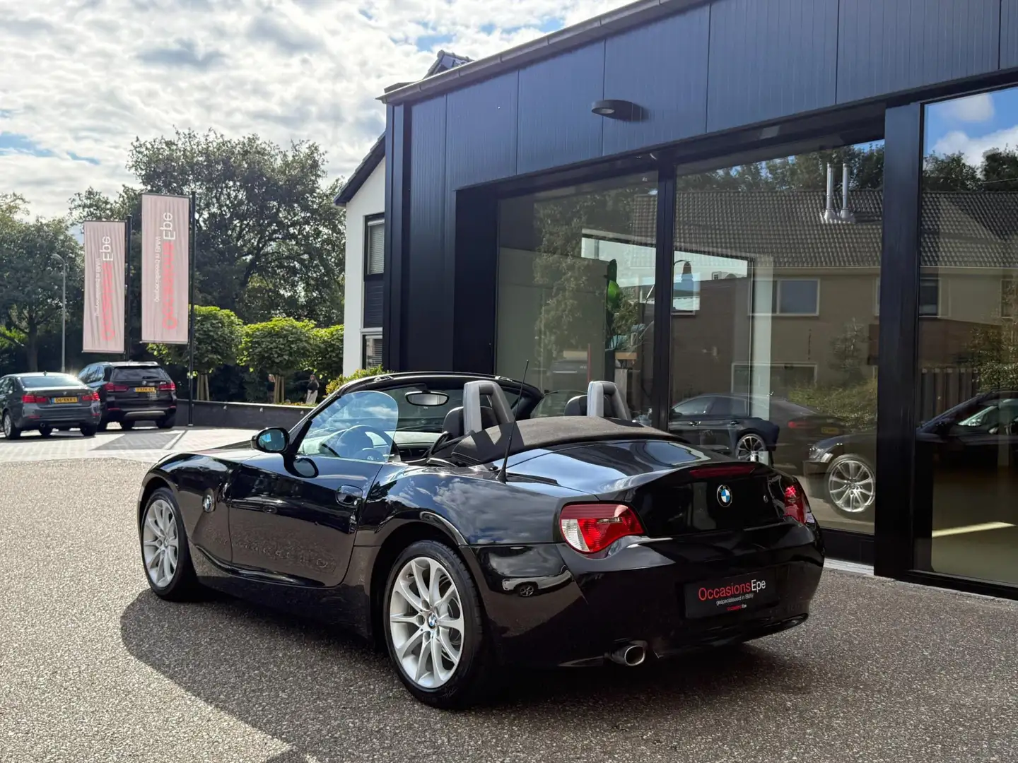 BMW Z4 Roadster 2.0i Introduction LCI 92.000 km NL Auto Noir - 2