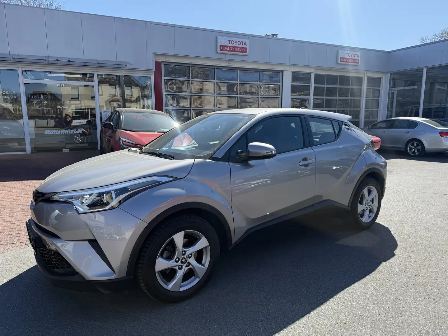 Toyota C-HR Flow Gris - 2