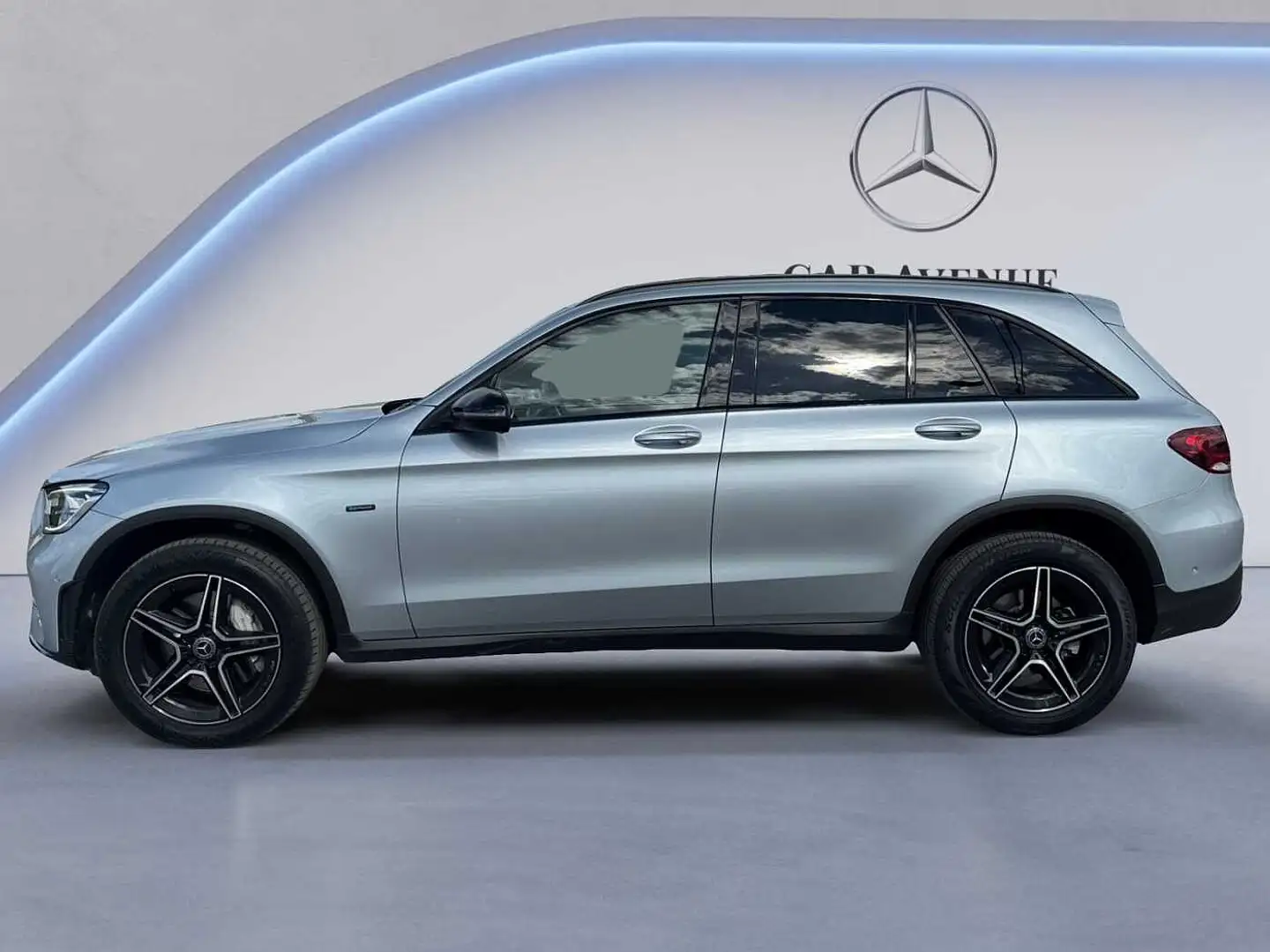 Mercedes-Benz GLC 300 de 4MATIC AMG Line Argento - 2