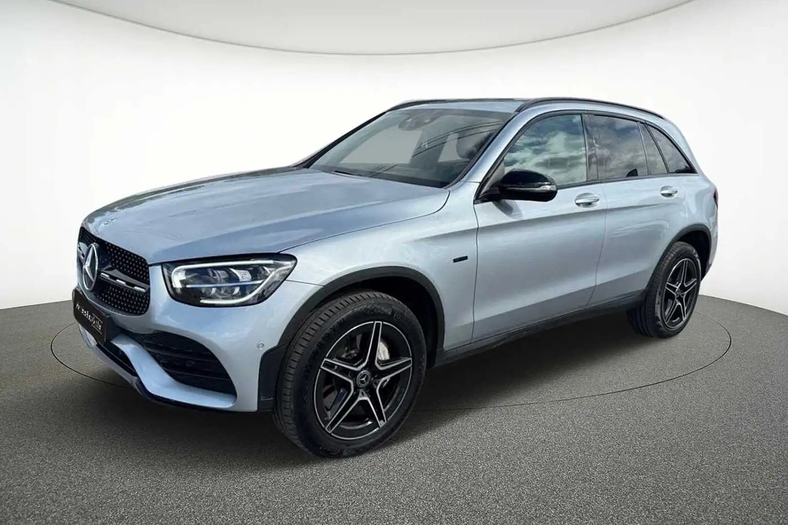 Mercedes-Benz GLC 300 de 4MATIC AMG Line Argento - 1