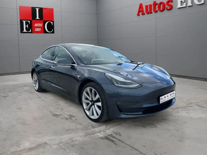 Tesla Model 3 2019, foto 8