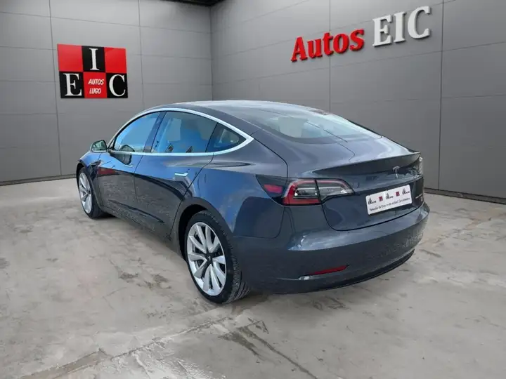 Tesla Model 3 2019, foto 4