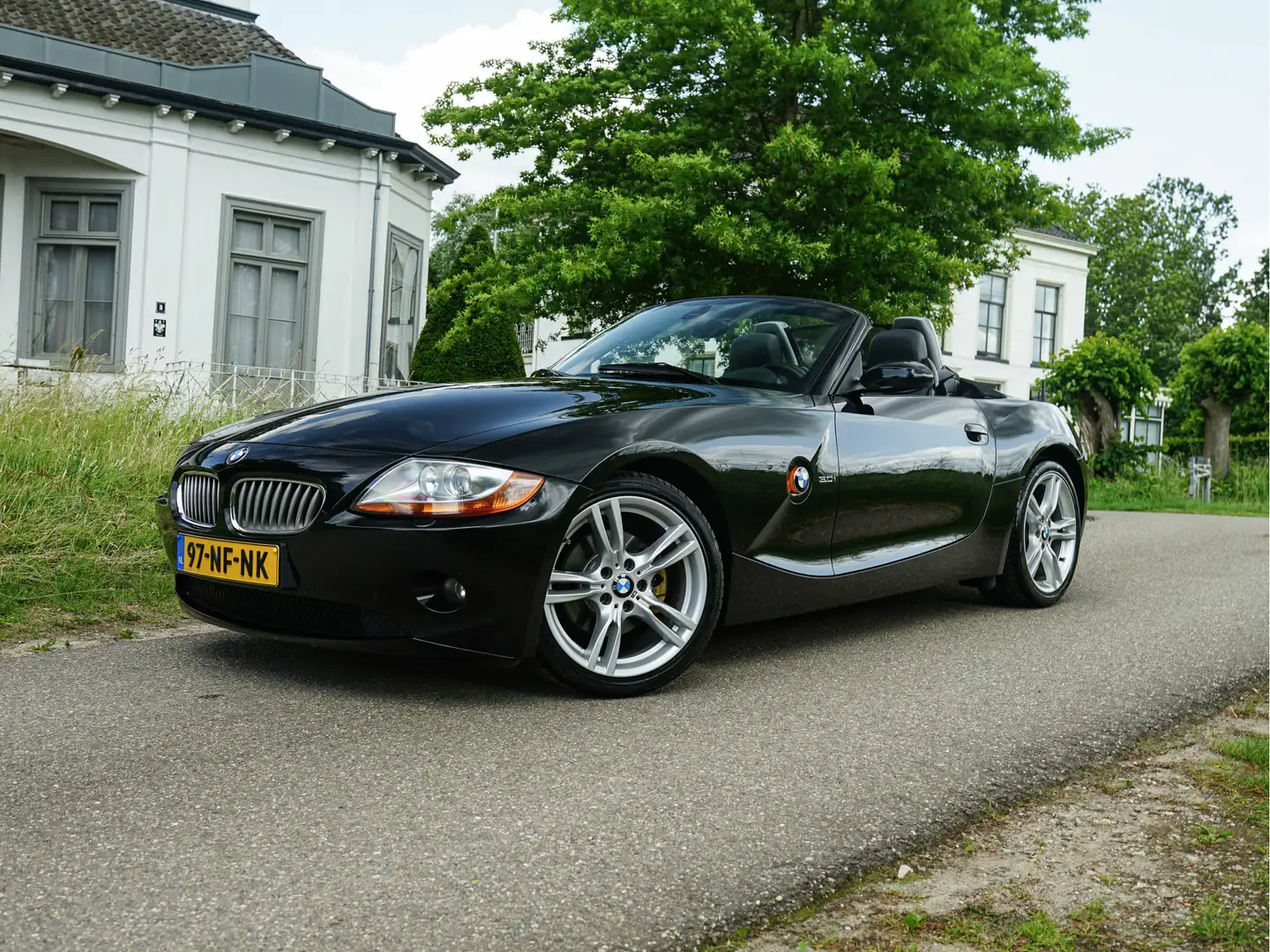 BMW Z4 [E85] 3.0i S Executive l Handbak l NL-geleverd Zwart - 1