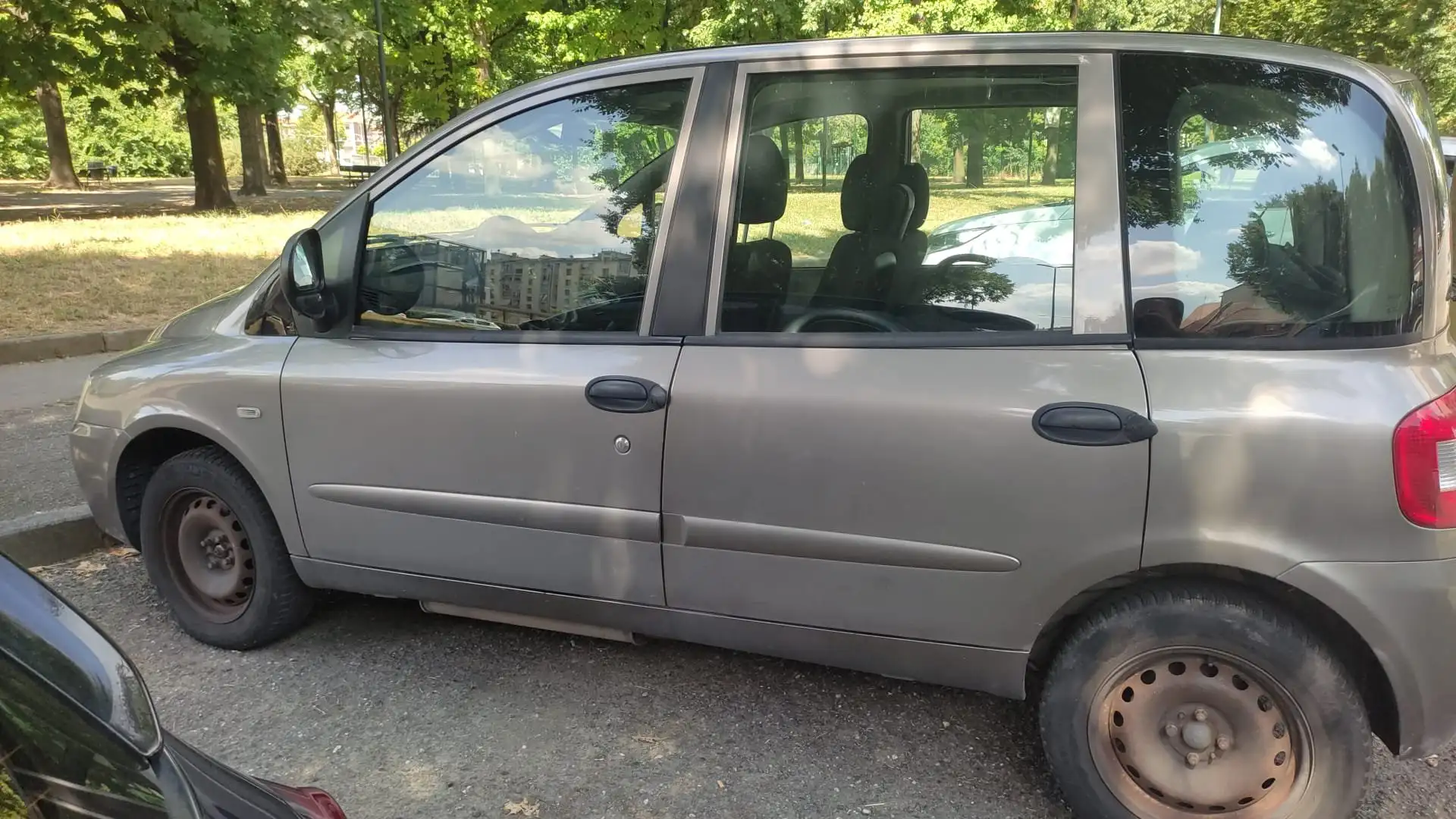 Fiat Multipla Multipla 1.6 16v natural power Dynamic Bronzová - 1