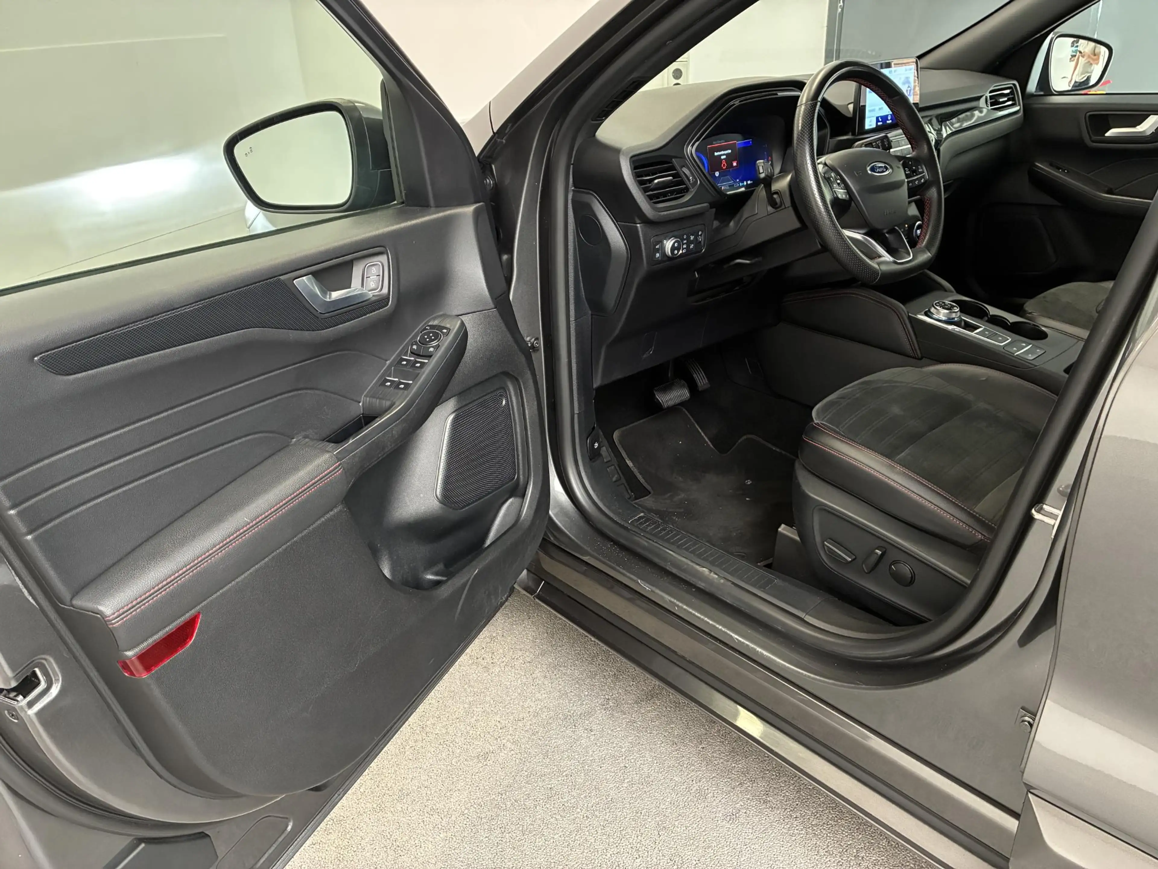 Ford Kuga 2.5 PHEV ST-Line X | TREKHAAK | CAMERA | 90% SOH | — photo 12