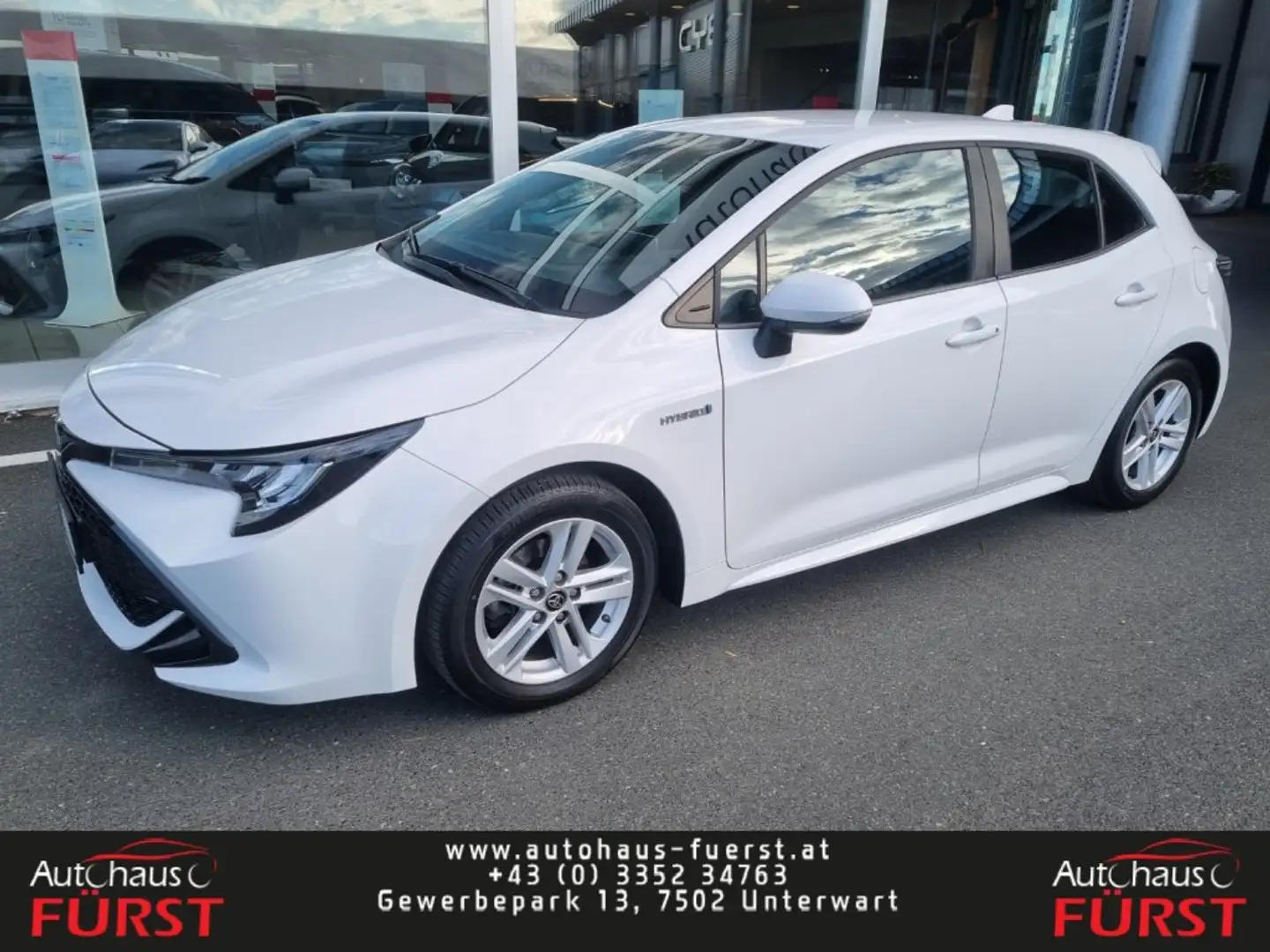 Toyota Corolla 1,8l Hybrid 5-Türer Active *DAP-PAKET* Weiß - 1