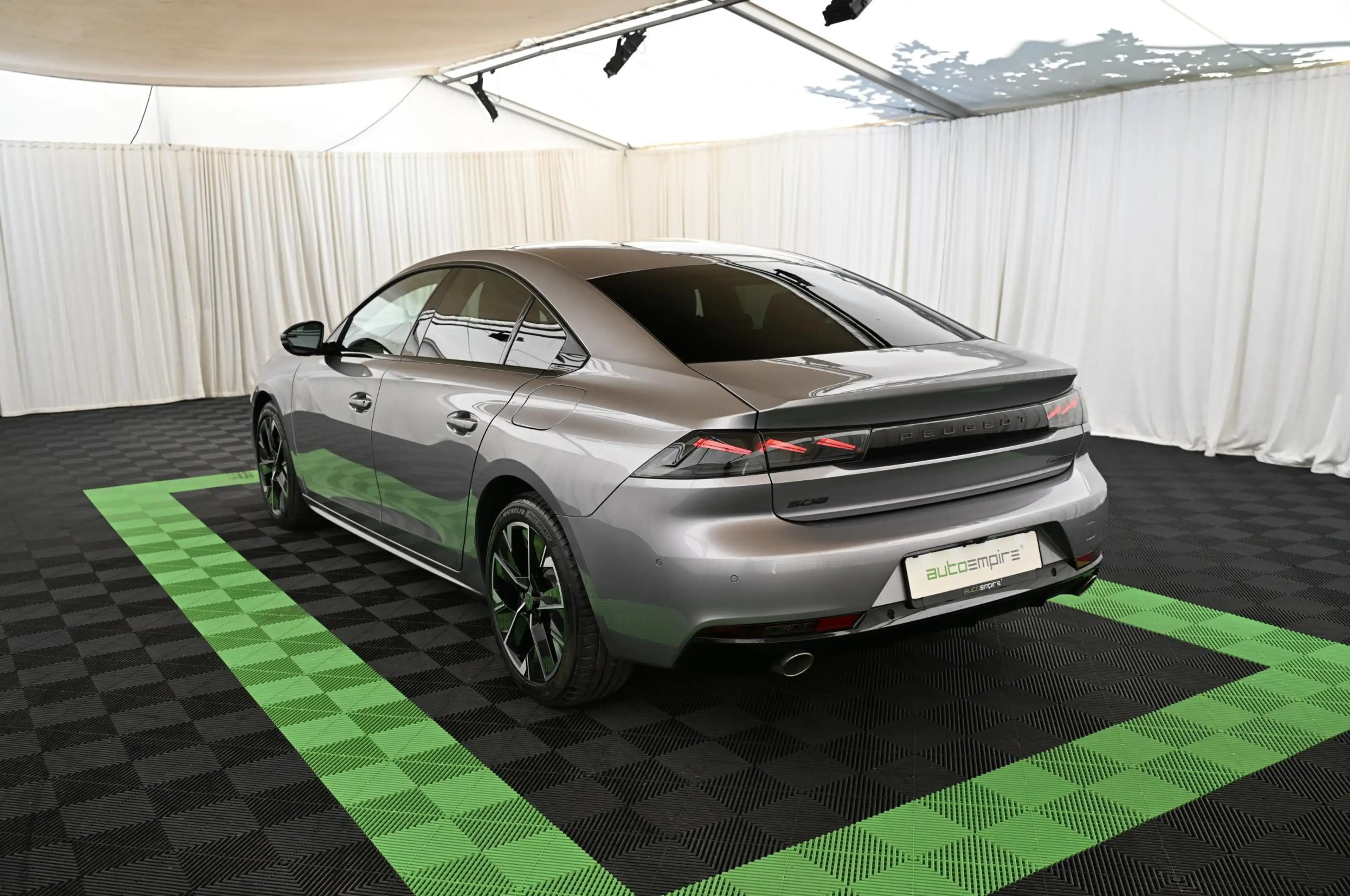 Peugeot 508 1.6 225 PHEV e-EAT8 Allure MATRIX/DYNAMIC/18 — photo 6