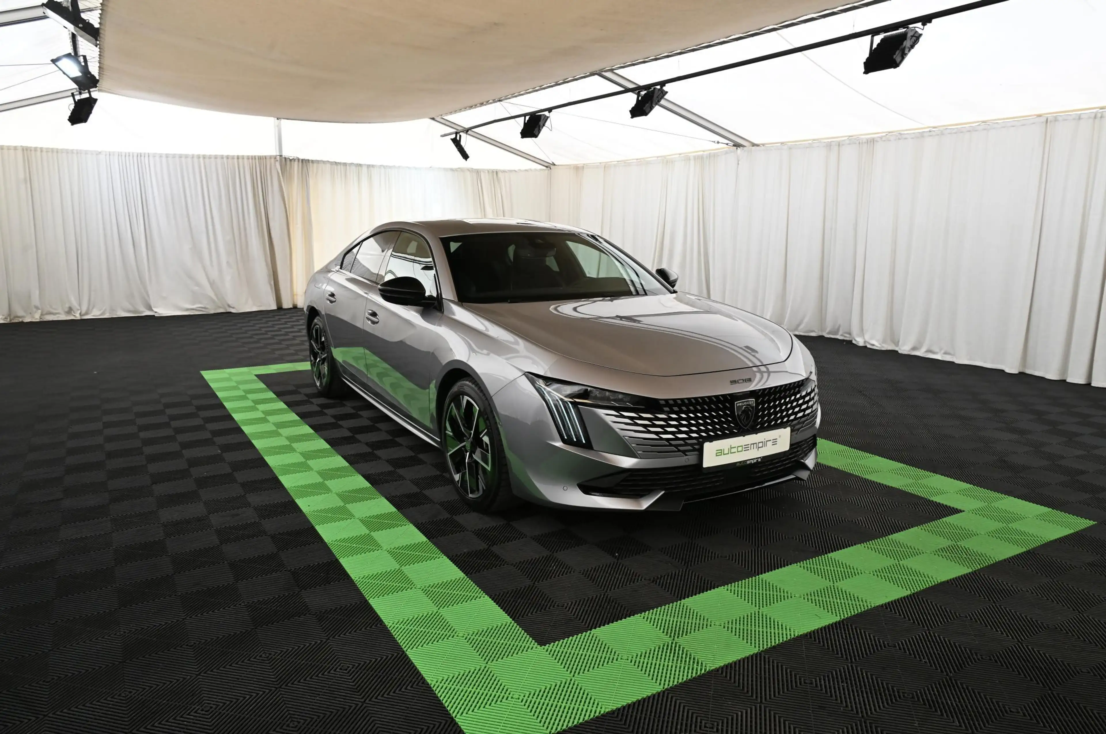 Peugeot 508 1.6 225 PHEV e-EAT8 Allure MATRIX/DYNAMIC/18 — photo 4