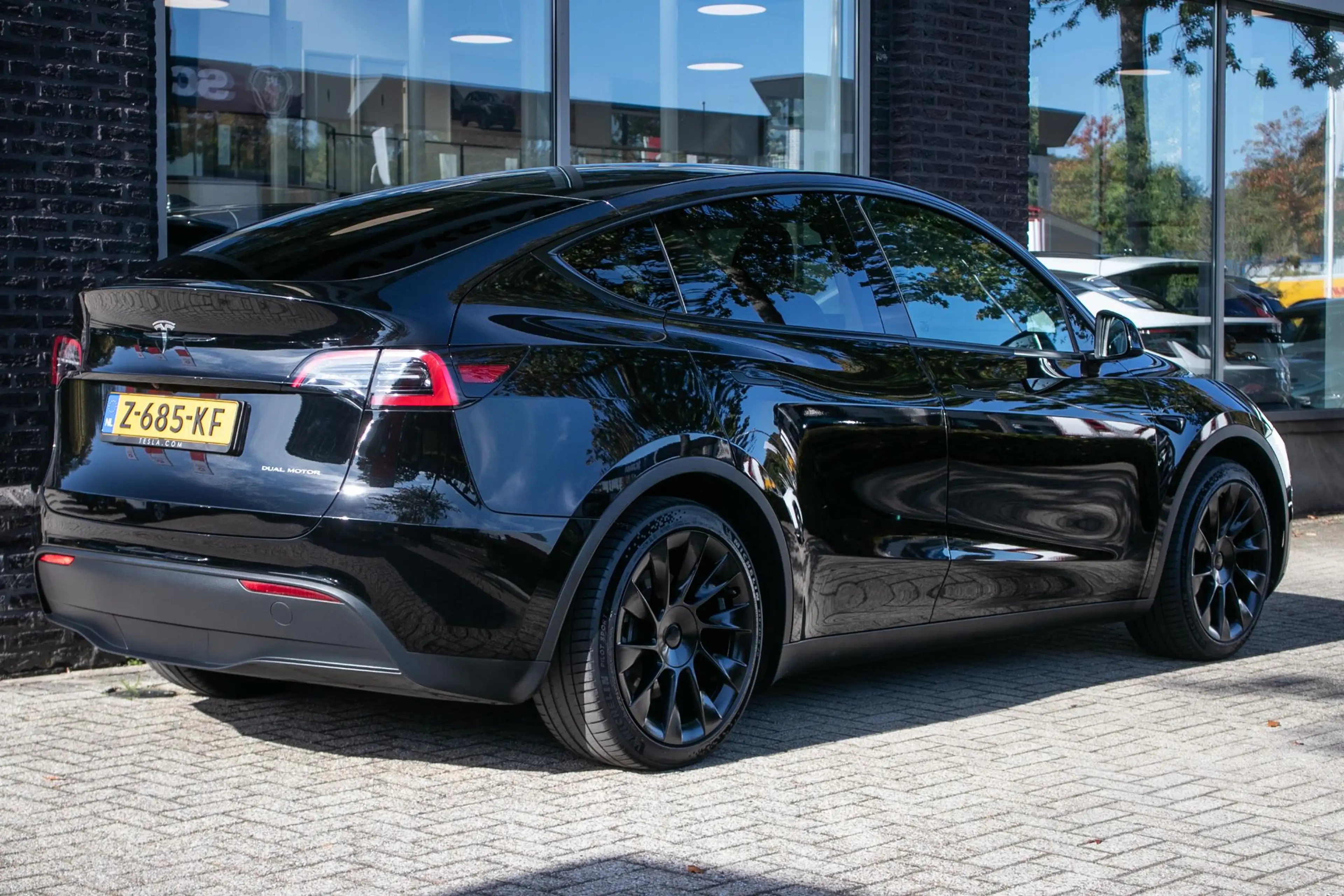 Tesla Model Y Long Range AWD 75 kWh | SOH 95% | — photo 2