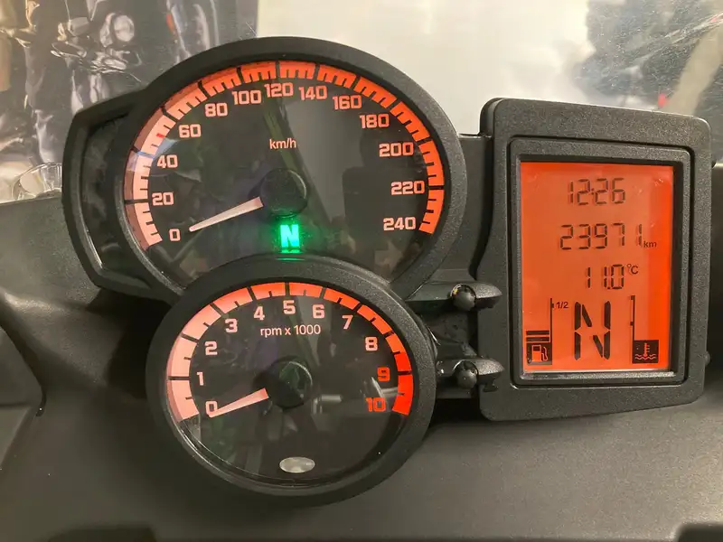 BMW F 800 GT - foto 6