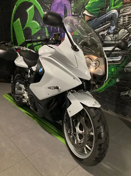 BMW F 800 GT - foto 4