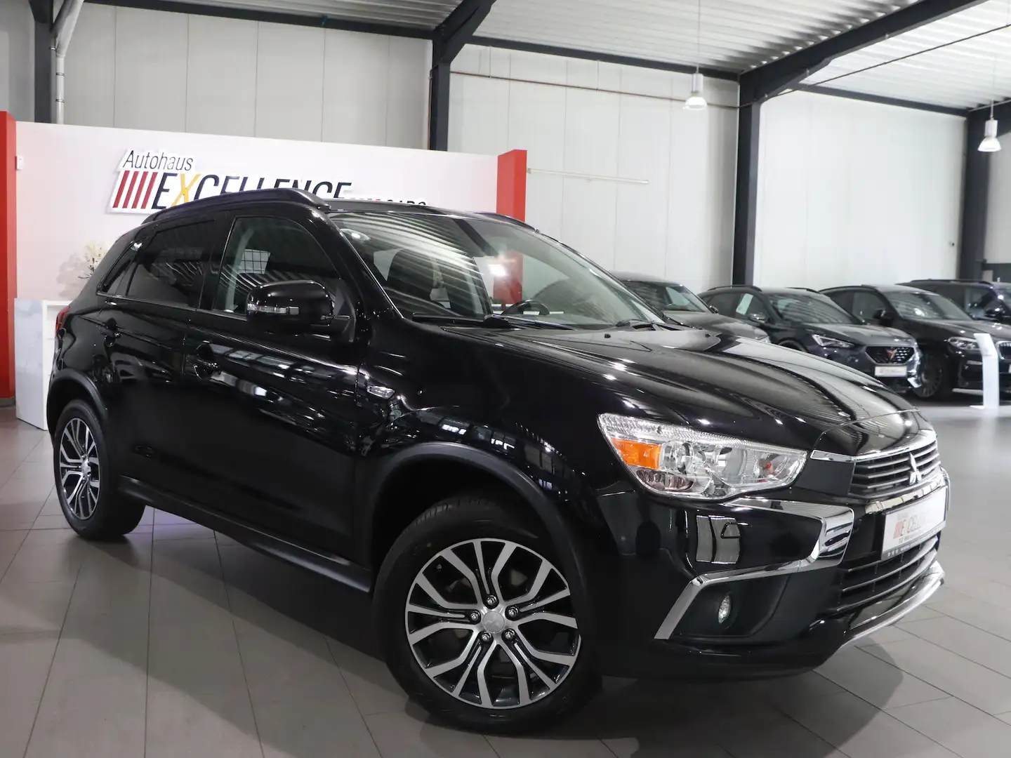 Mitsubishi ASX 2.2 D 4WD DIAMANT EDITION+ / AUTOMATIK,XENON Schwarz - 2