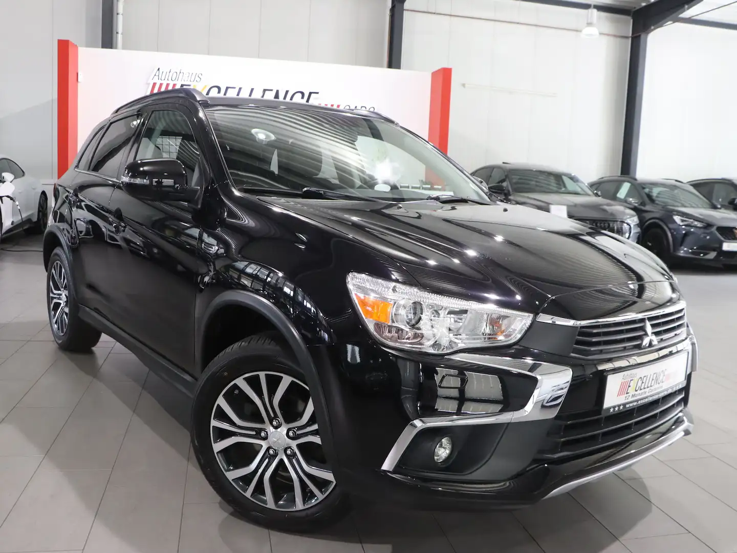 Mitsubishi ASX 2.2 D 4WD DIAMANT EDITION+ / AUTOMATIK,XENON Schwarz - 1