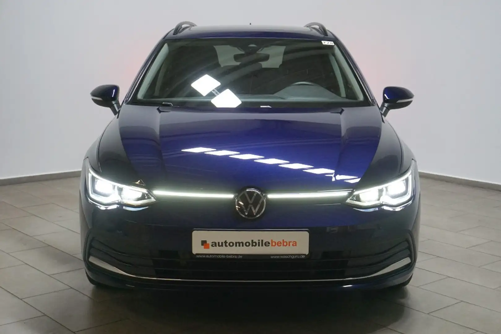 Volkswagen Golf 8 2.0TDI DSG Style Virtual Pano AHK Bleu - 2