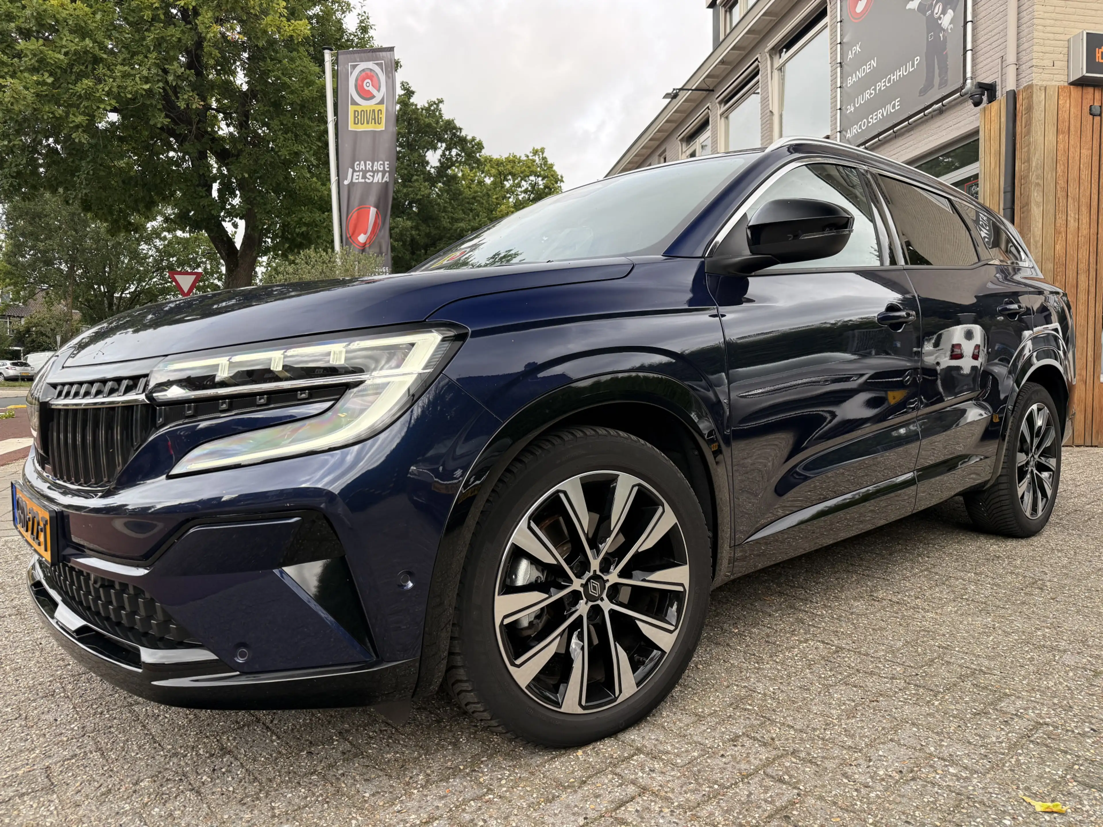 Renault Espace E-Tech full hybrid 200 techno 7p. — photo 36