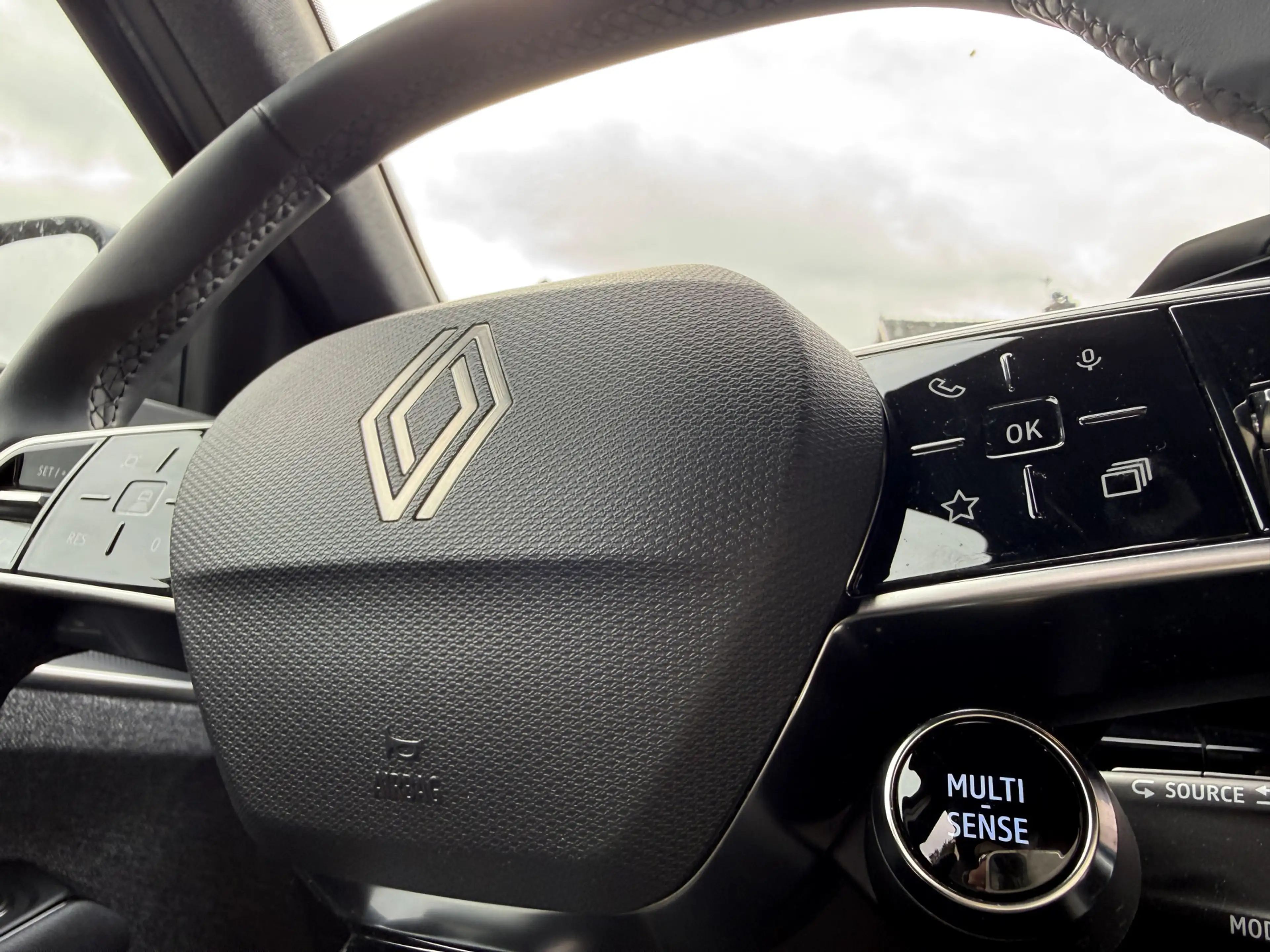 Renault Espace E-Tech full hybrid 200 techno 7p. — photo 29