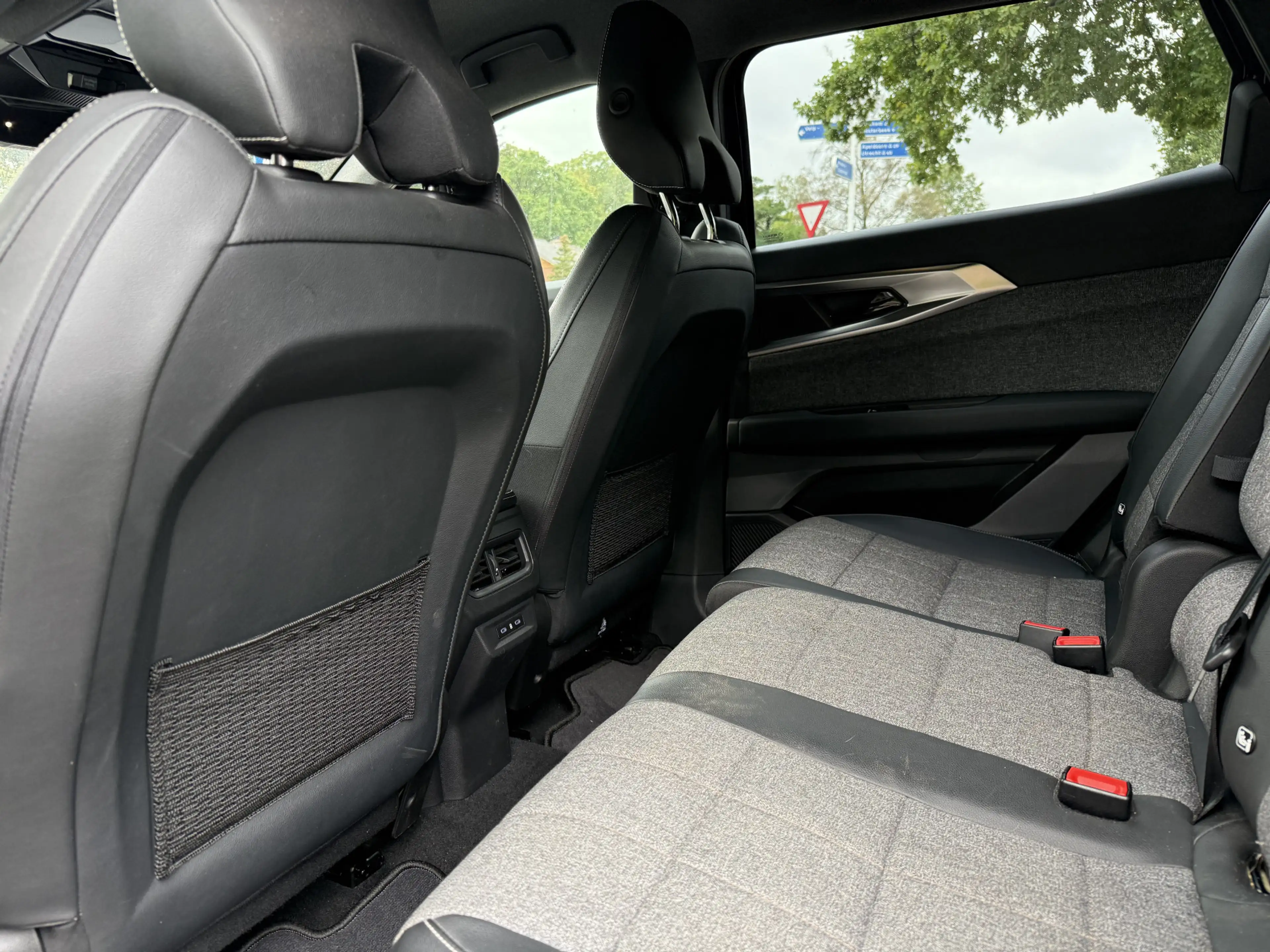 Renault Espace E-Tech full hybrid 200 techno 7p. — photo 11