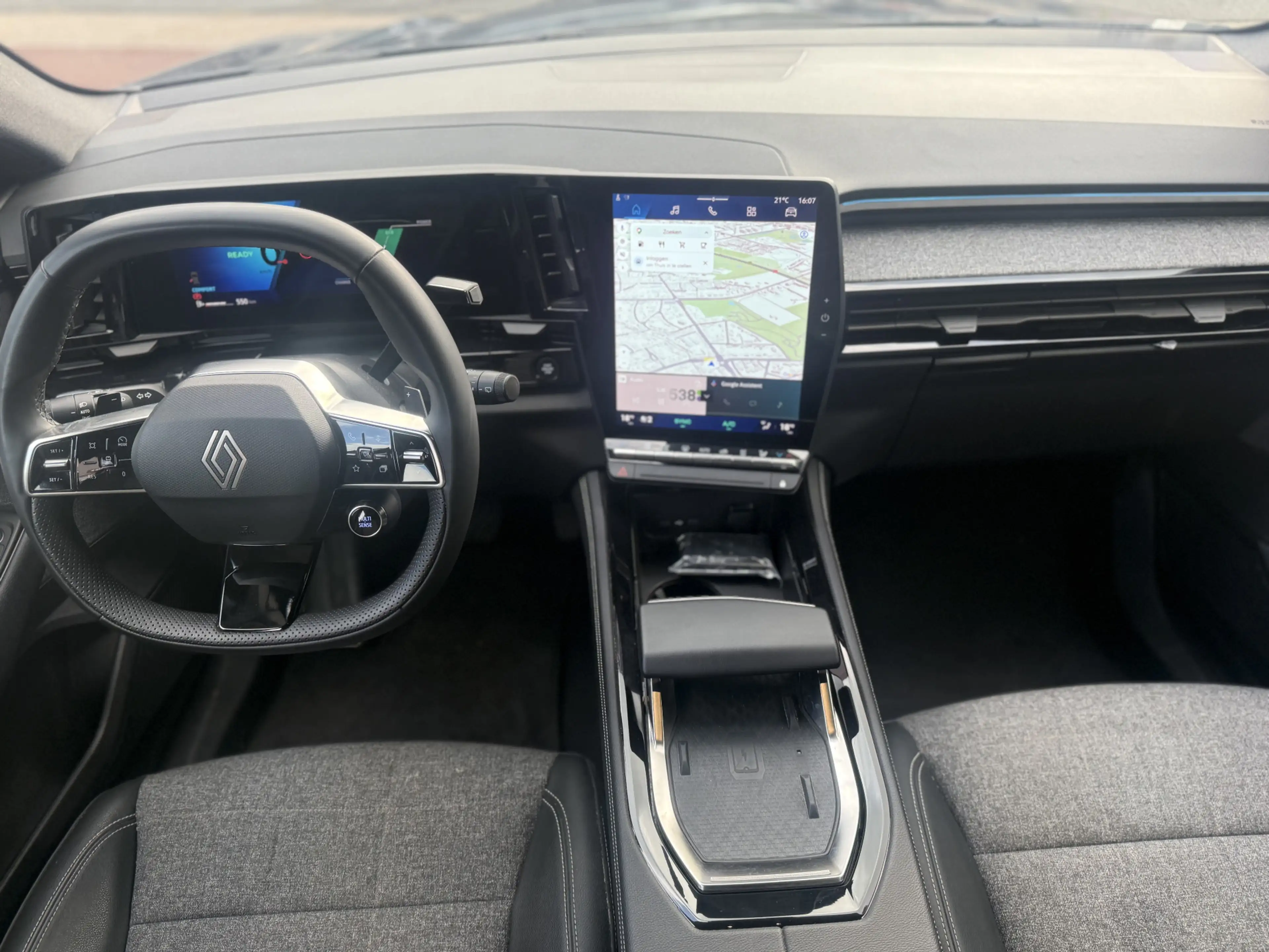 Renault Espace E-Tech full hybrid 200 techno 7p. — photo 34