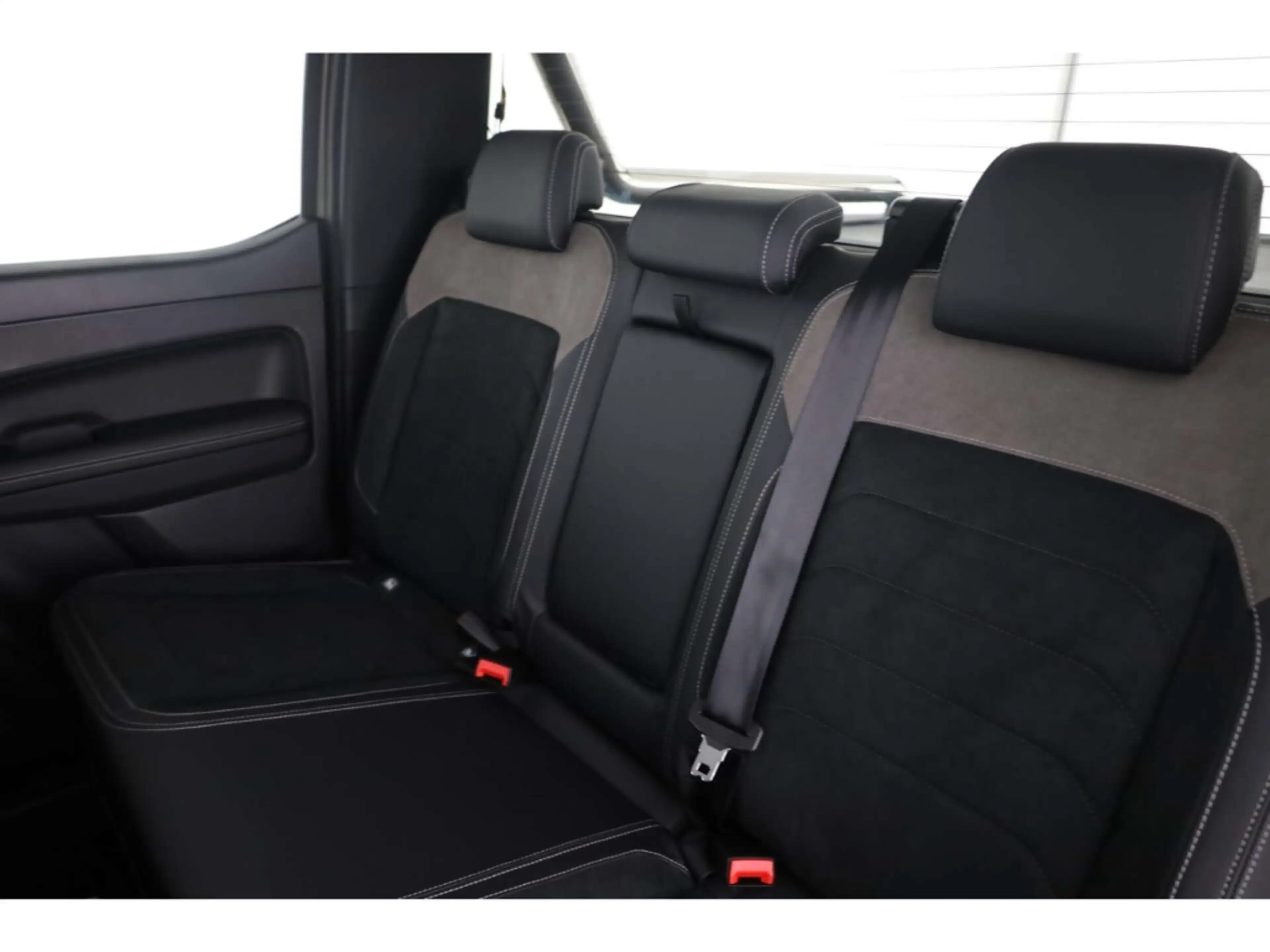 Volkswagen Amarok 2.0 TDI 4Motion Style DC — photo 12