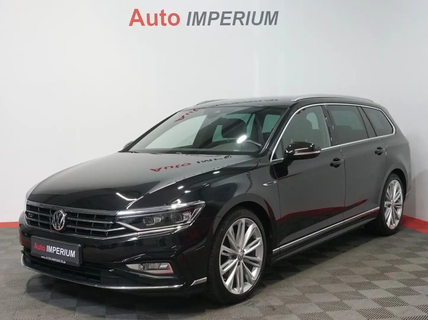 Volkswagen Passat Variant R-Line 2.0 TDI *IQ.LIGHT*360*ACC* Schwarz - 1
