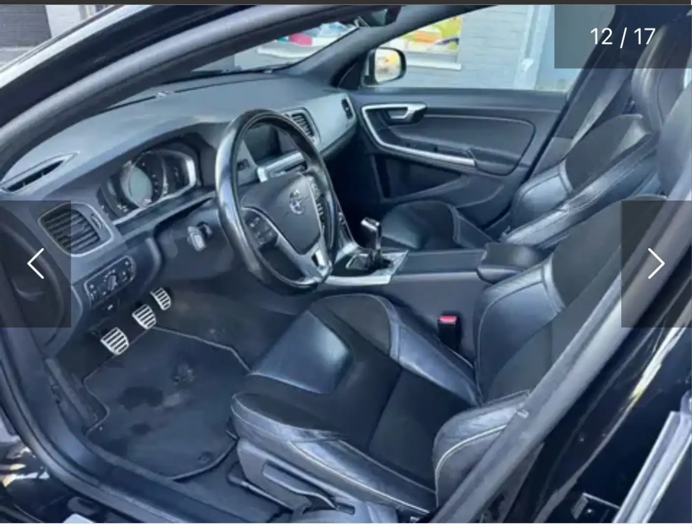 Volvo V60 V60 2.0 D2 Kinetic R-Design Zwart - 2