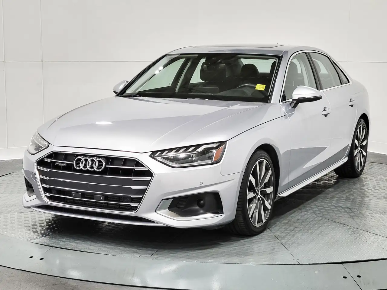 Audi A4 снимка Audi A4