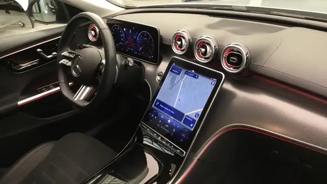 Mercedes-Benz C-Class view 10