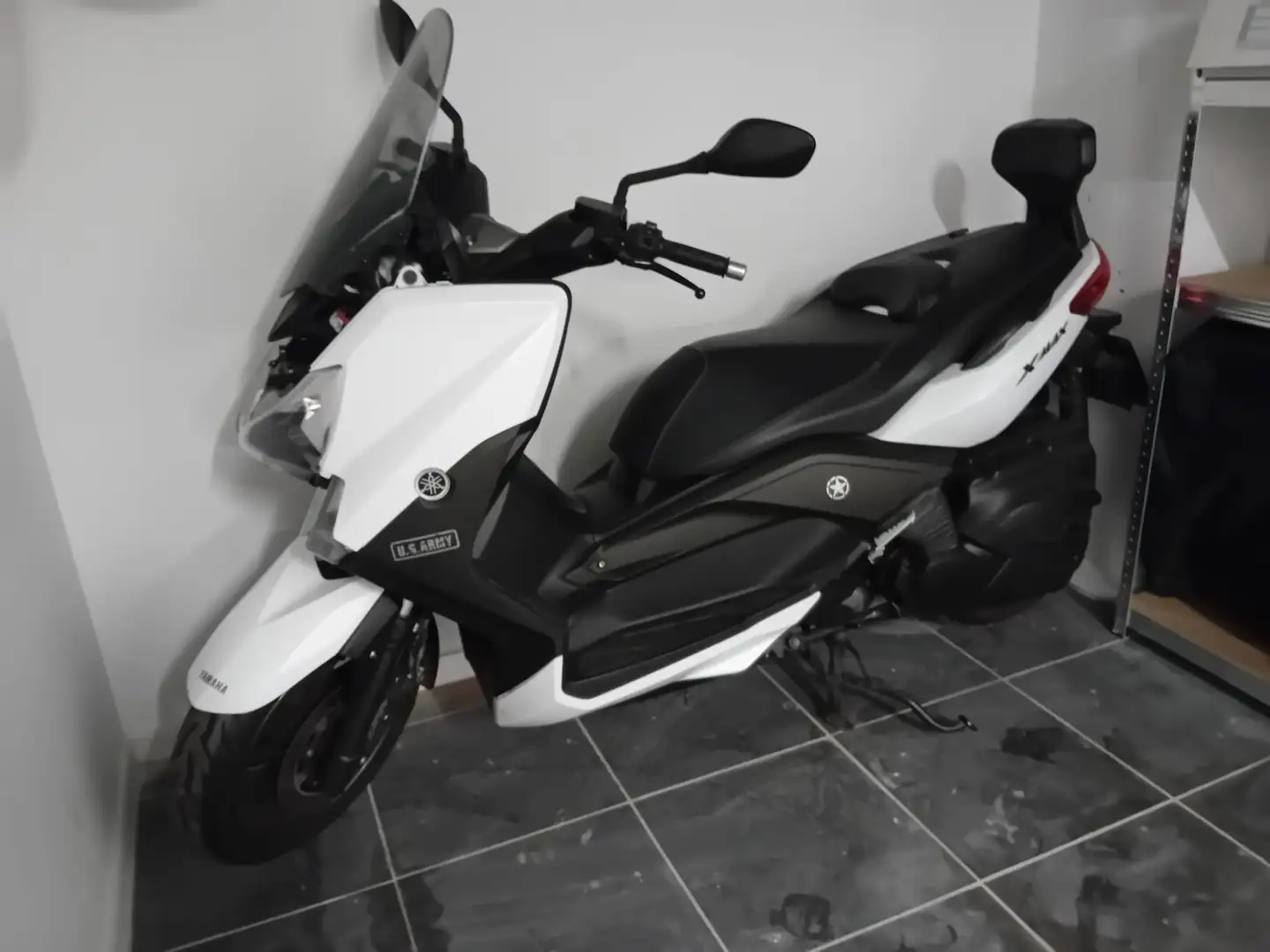 Yamaha X-Max 400 Alb - 2