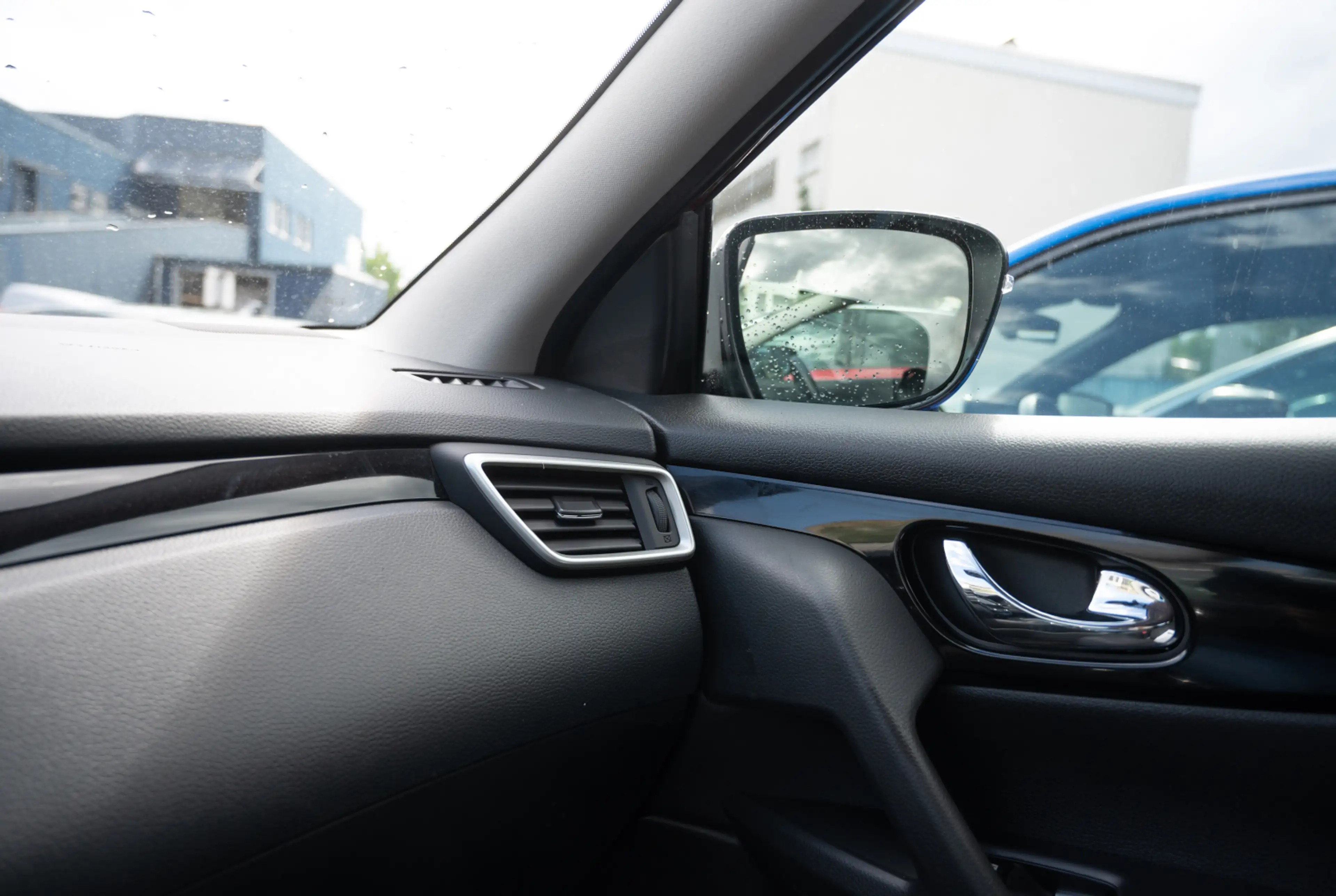 Nissan Qashqai N-Connecta 1.2 116 *PANO*PDC VORNE & HINTEN* *INVENTUR-SALE* — photo 12