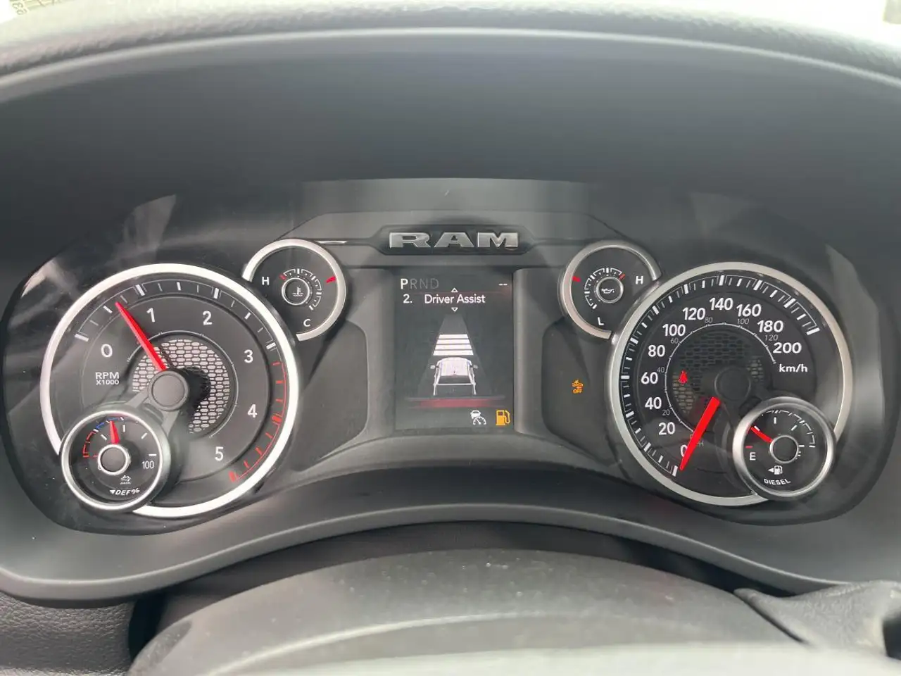 RAM 2500 снимка RAM 2500