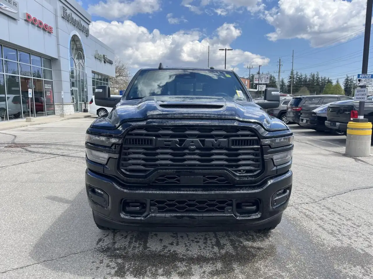 RAM 2500 снимка RAM 2500
