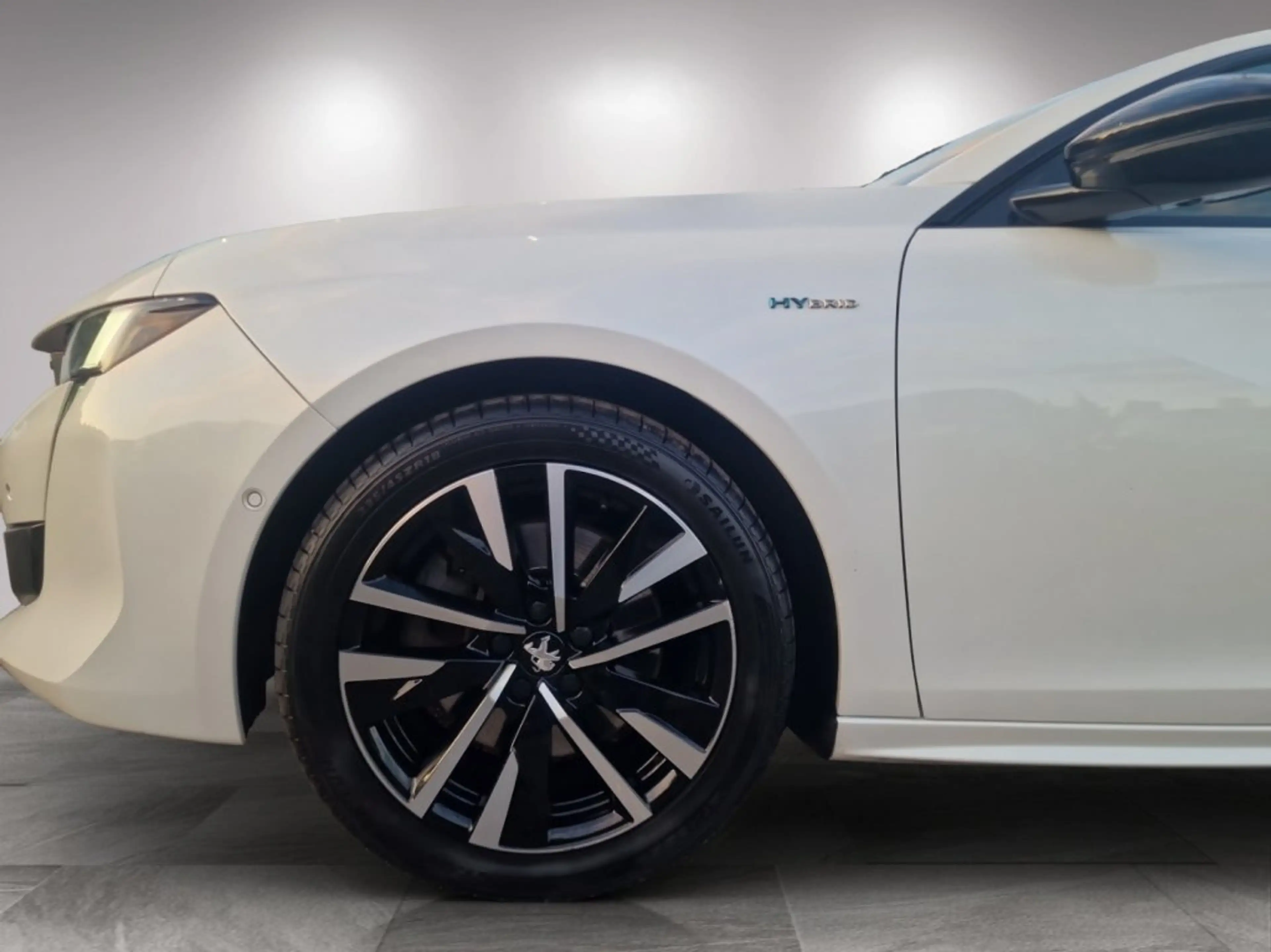 Peugeot 508 SW PHEV GT — photo 6