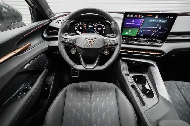 CUPRA Terramar 2,0 TSI DSG 4x4 VZ - LAGER 195 kW (265 PS), Aut... Ansicht 7