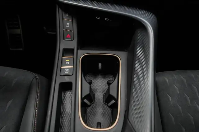 CUPRA Terramar 2,0 TSI DSG 4x4 VZ - LAGER 195 kW (265 PS), Aut... Ansicht 13