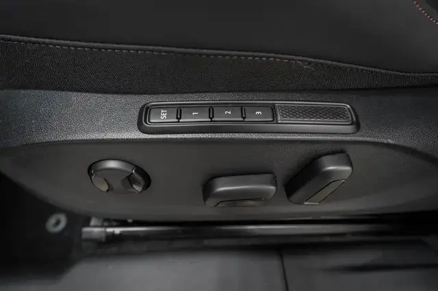 CUPRA Terramar 2,0 TSI DSG 4x4 VZ - LAGER 195 kW (265 PS), Aut... Ansicht 23