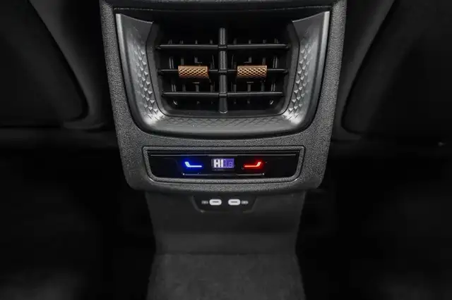 CUPRA Terramar 2,0 TSI DSG 4x4 VZ - LAGER 195 kW (265 PS), Aut... Ansicht 18