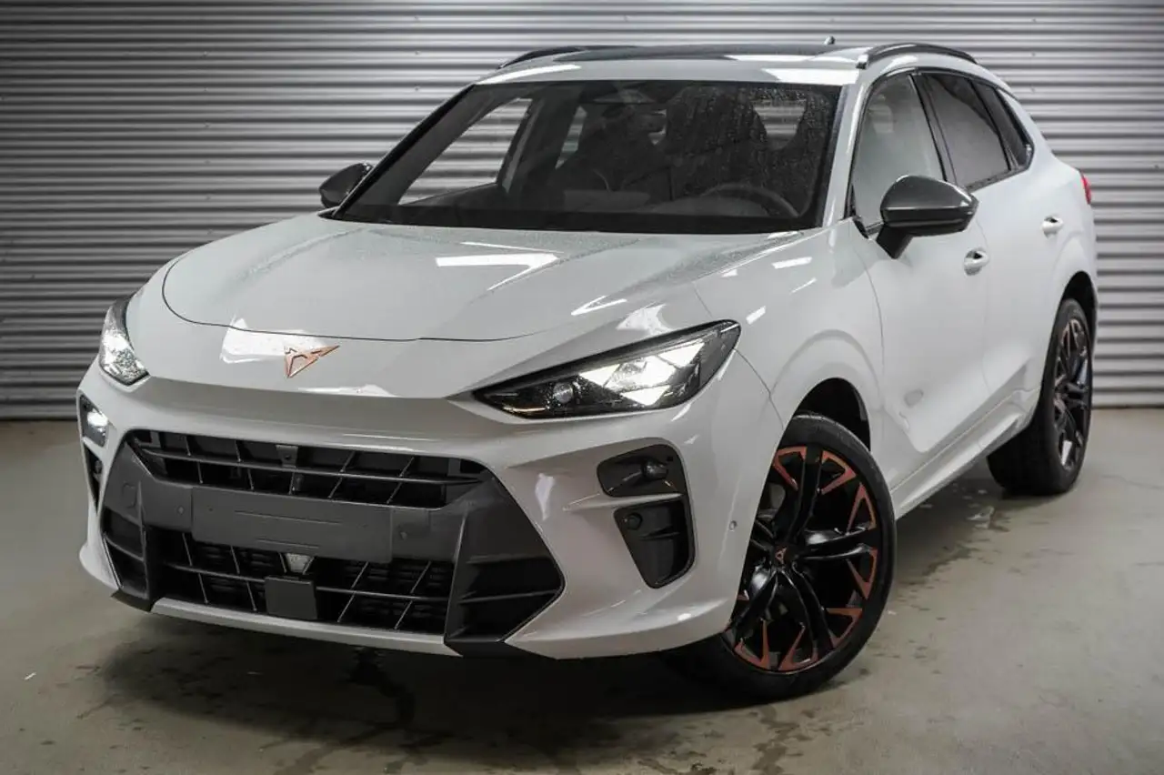 CUPRA Terramar 2,0 TSI DSG 4x4 VZ - LAGER 195 kW (265 PS), Aut...