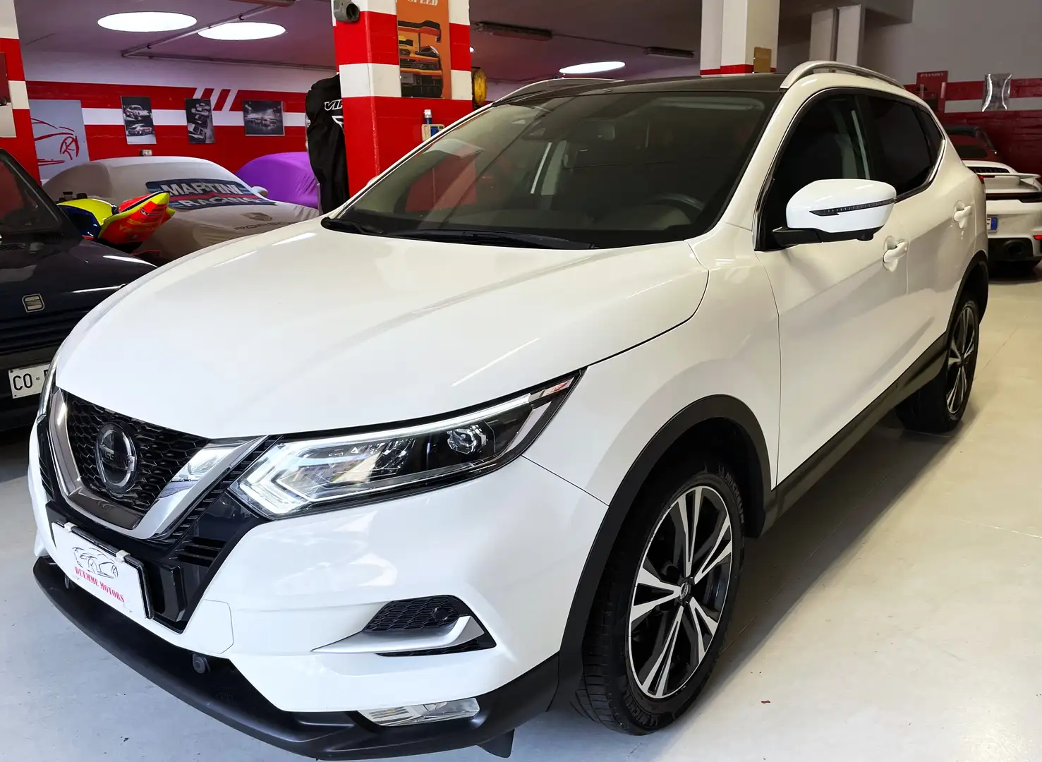 Nissan Qashqai Qashqai 1.5 dci N-Connecta Dct 115cv //Iva Esposta Weiß - 1