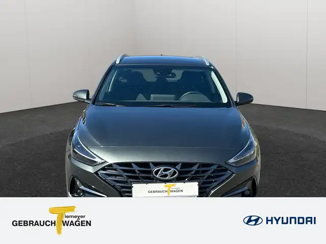 Hyundai I30 view 2