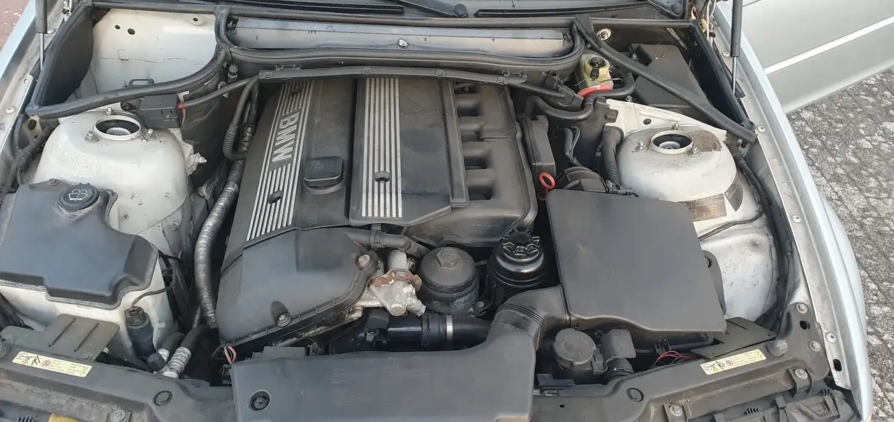 BMW e46 330Ci individual M-Paket ab Werk Schalter, foto 11