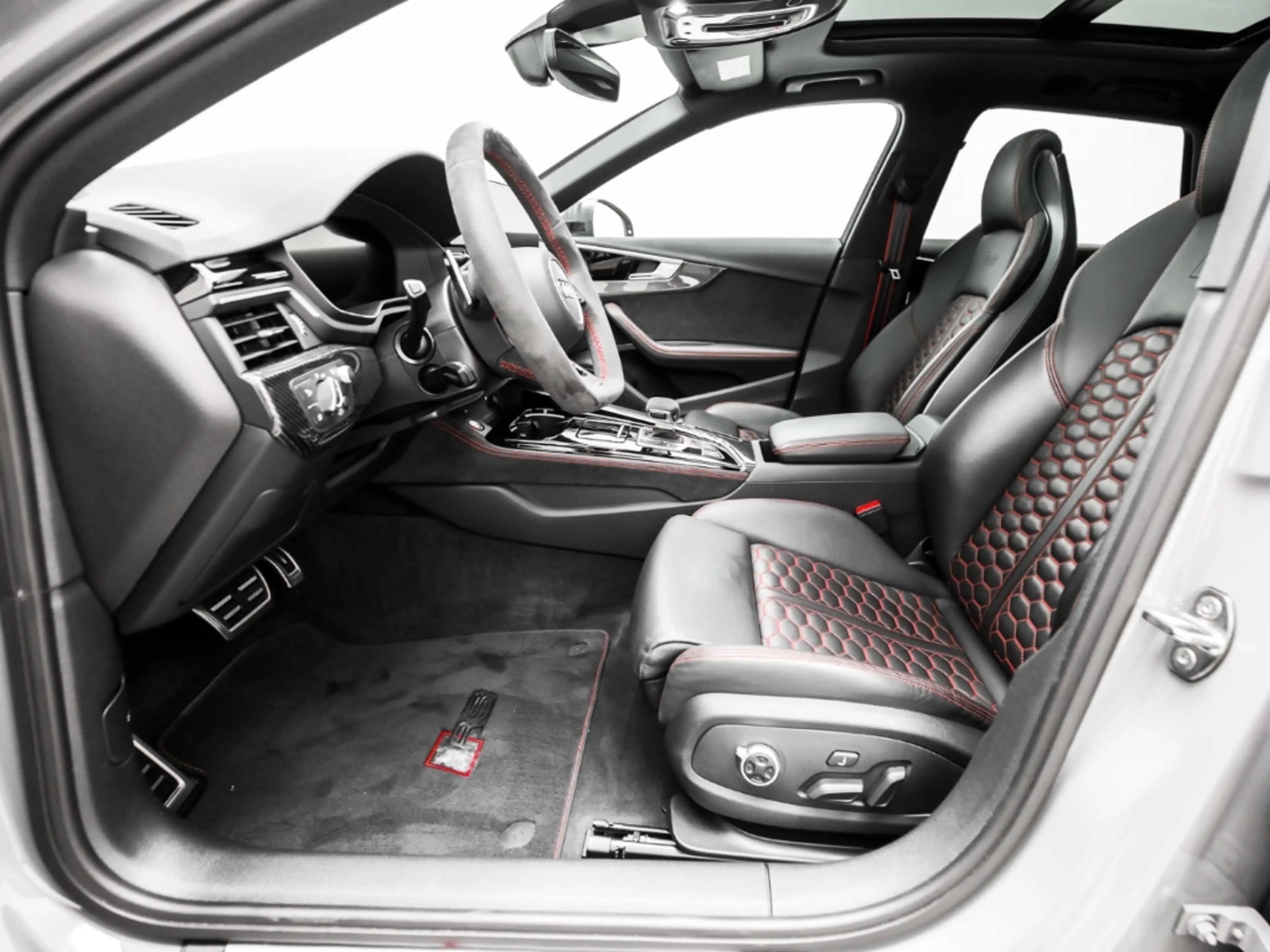 Audi RS4 Avant performance Pano AHK HuD ACC Navi Matrix — photo 5