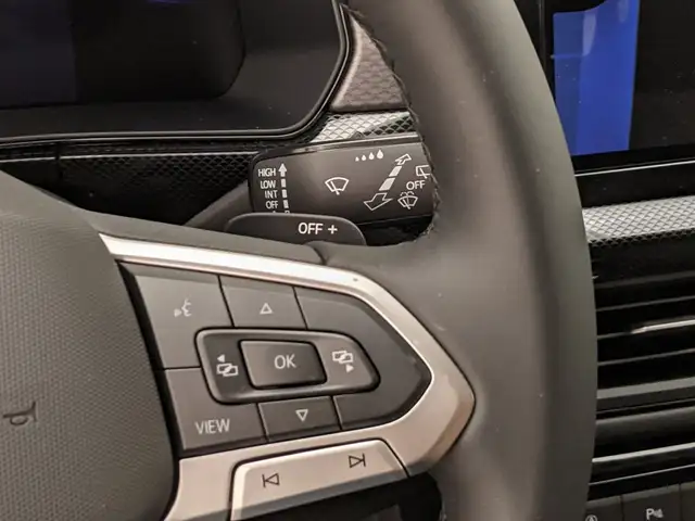 Volkswagen T-Cross view 11