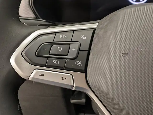 Volkswagen T-Cross view 10