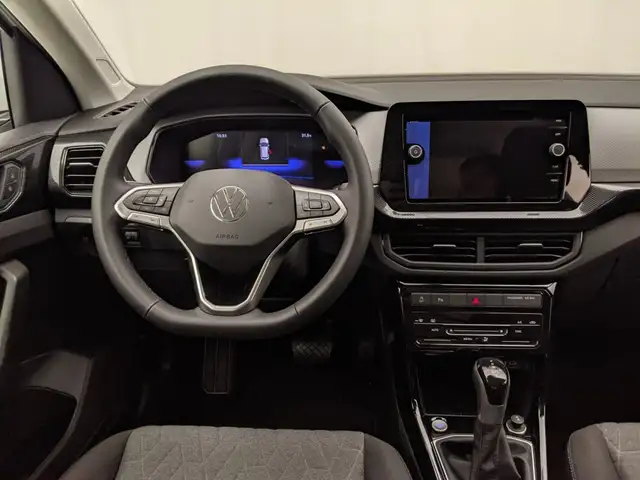 Volkswagen T-Cross view 7