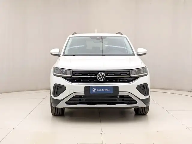 Volkswagen T-Cross view 2