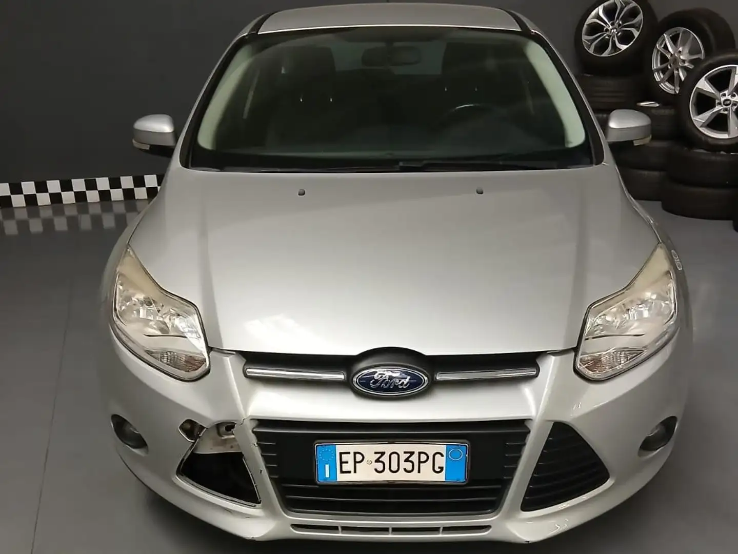 Ford Focus Focus 5p 1.6 tdci Titanium 115cv 2012 Argento - 1